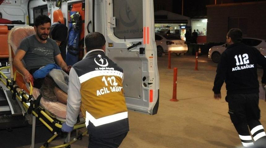 Pompalı T&uuml;fekle Yayalara Ateş Ettiler