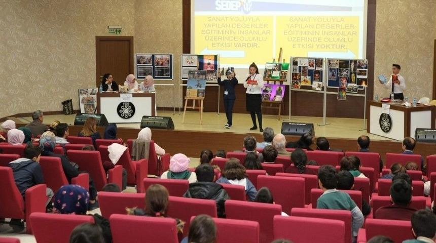 Sedep Kapsamında M&uuml;nazara Yarışmasının Finali Yapıldı