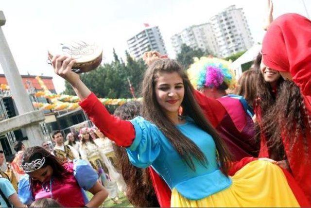 Karnaval Coşkusu Tüm Adana yı Sardı 2