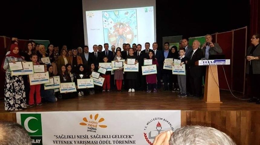 &lsquo;sağlıklı Nesil, Sağlıklı Gelecek&rsquo; Yarışmasının &Ouml;d&uuml;lleri Sahiplerini Buldu