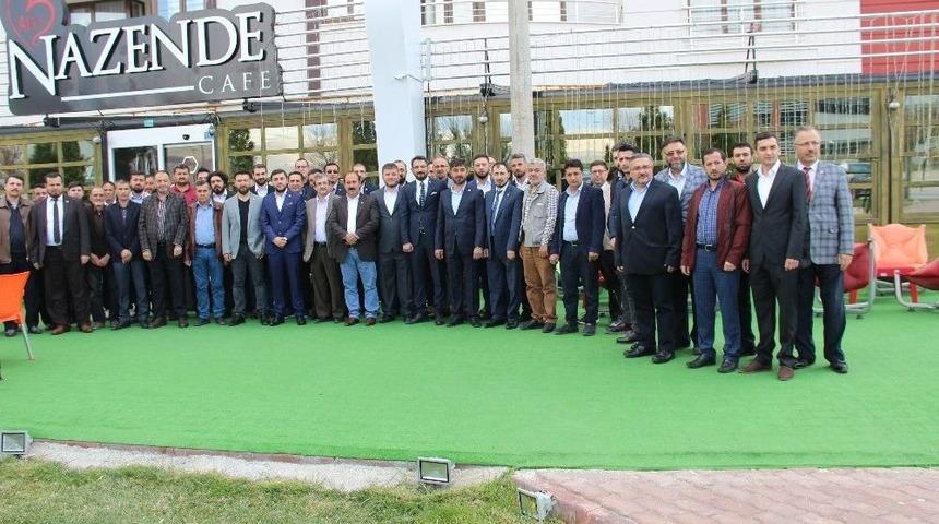 T&uuml;msiad Y&ouml;netimi &Uuml;yelerle Buluştu