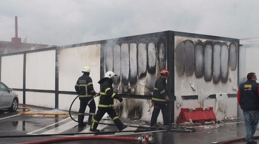 Konteyner Yangını Korkuttu