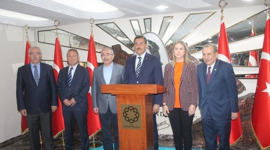 Bakan T&uuml;fenkci Mardin Valiliğini Ziyaret Etti