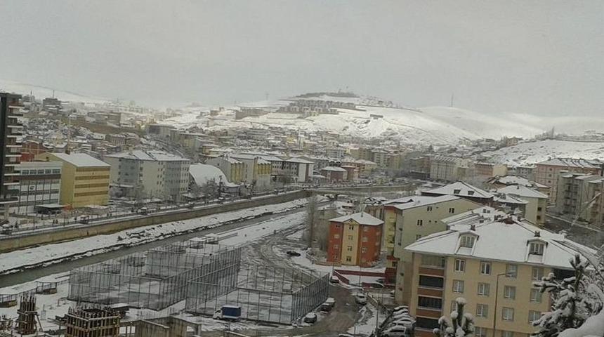 Bayburt Beyaza B&uuml;r&uuml;nd&uuml;