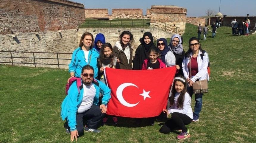 Salihlili &Ouml;ğrencilerden Bulgaristan&rsquo;da &rsquo;hoşg&ouml;r&uuml;&rsquo; Turu