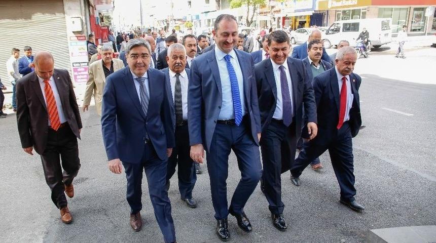 G&uuml;l Ve Fadıloğlu Korut&uuml;rk Esnafını Ziyaret Etti