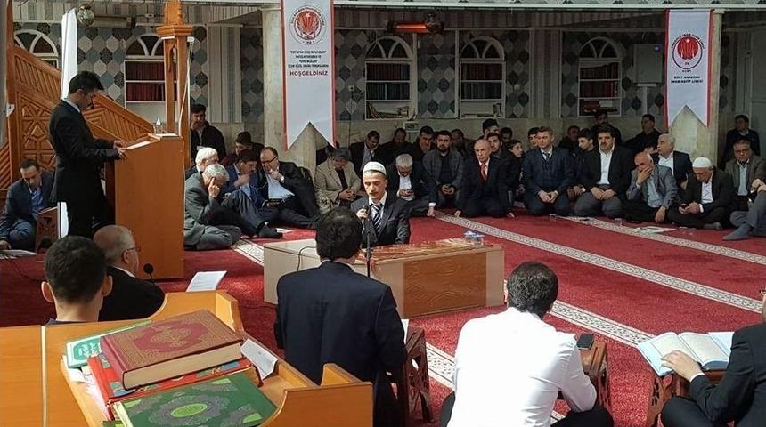 Hakkarili &Ouml;ğrenci B&ouml;lge Birincisi Oldu