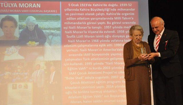 Atletizme Adanan 70 Yıllık Bir Yaşam: Tülya Moran