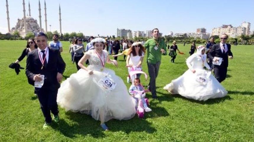 Karnaval Coşkusu T&uuml;m Adana'yı Sardı(2)
