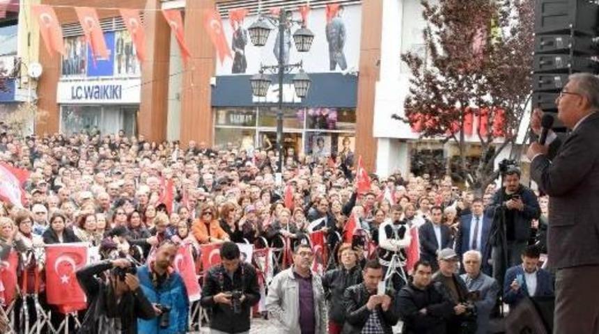 Deniz Baykal: 'hayır' &Ccedil;ıkarsa 23 Nisan &Ouml;yle Bir&nbsp;Kutlanacak Ki
