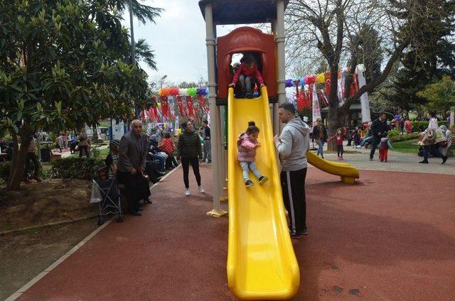 Sokak Oyunları Şenliği’nde Çocuklar Doyasıya Eğlendi