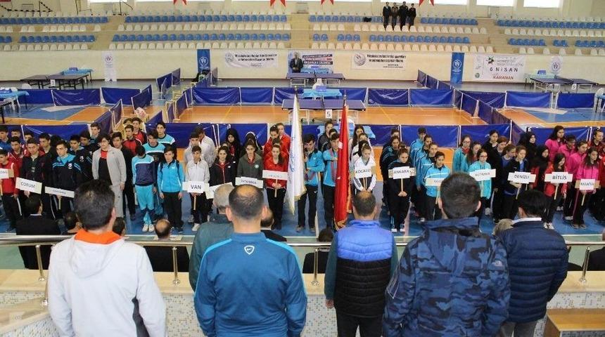 Masa Tenisi Gen&ccedil;ler T&uuml;rkiye Şampiyonası Karaman&rsquo;da Başladı