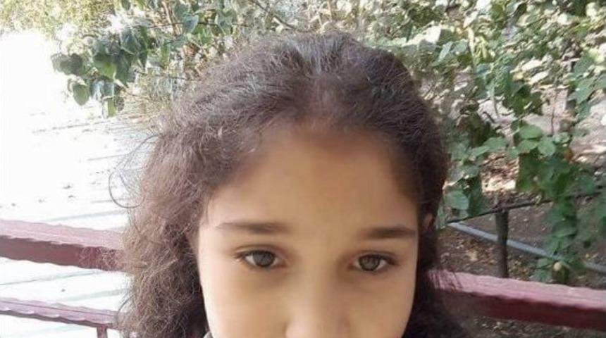 10 Yaşında Kalp Krizi Ge&ccedil;iren Sude Son Yolculuğuna Uğurlandı