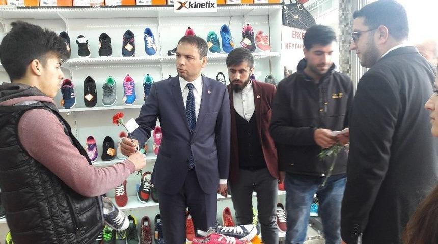 Saadet Partili Gen&ccedil;lerden &lsquo;kardeşlik&rsquo; Serzenişi