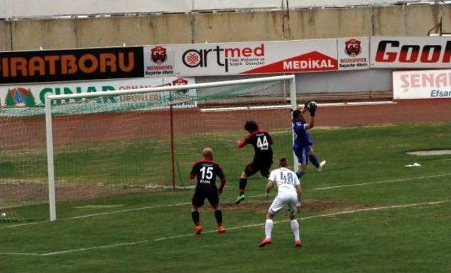 Anagold 24 Erzincanspor-Karacabey Birlikspor: 1-2