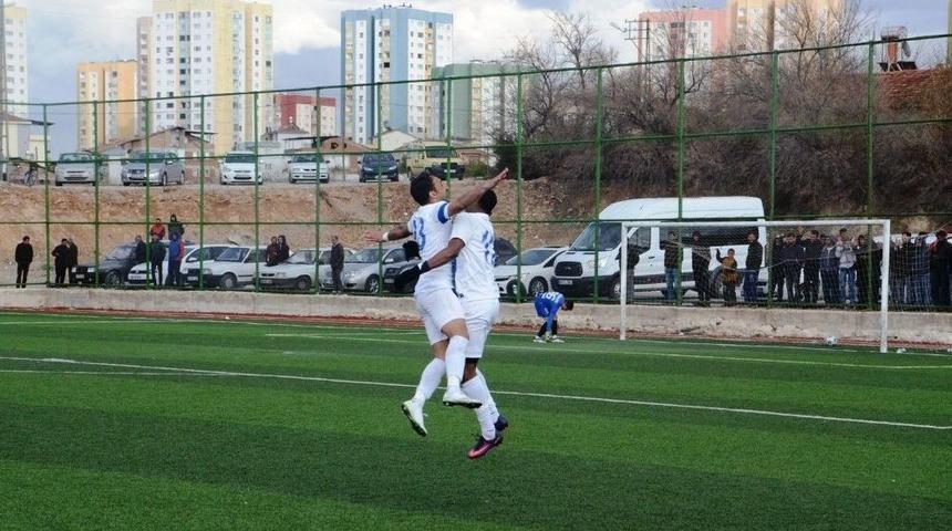 Yeşilyurt Belediyespor Sezonu İkinci Sırada Tamamladı