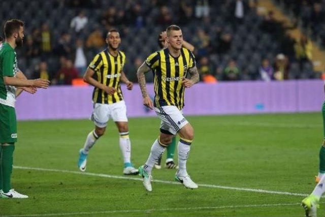 Fenerbahçe - Akhisar Belediyespor: 3 - 1