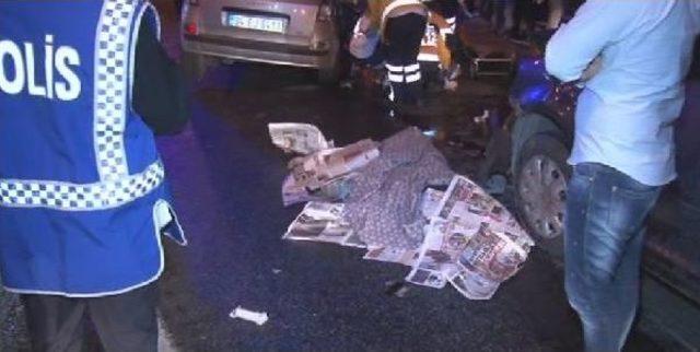 Zeytinburnu nda Trafik Kazası: 1 &Ouml;l&uuml;, 2 Yaralı 3
