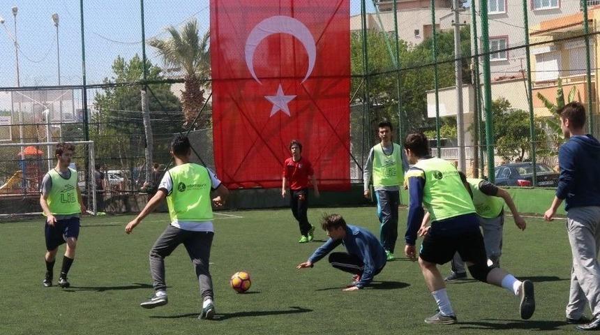 &Uuml;lk&uuml;c&uuml; Gen&ccedil;lerden &Ccedil;ırakoğlu Anısına Turnuva