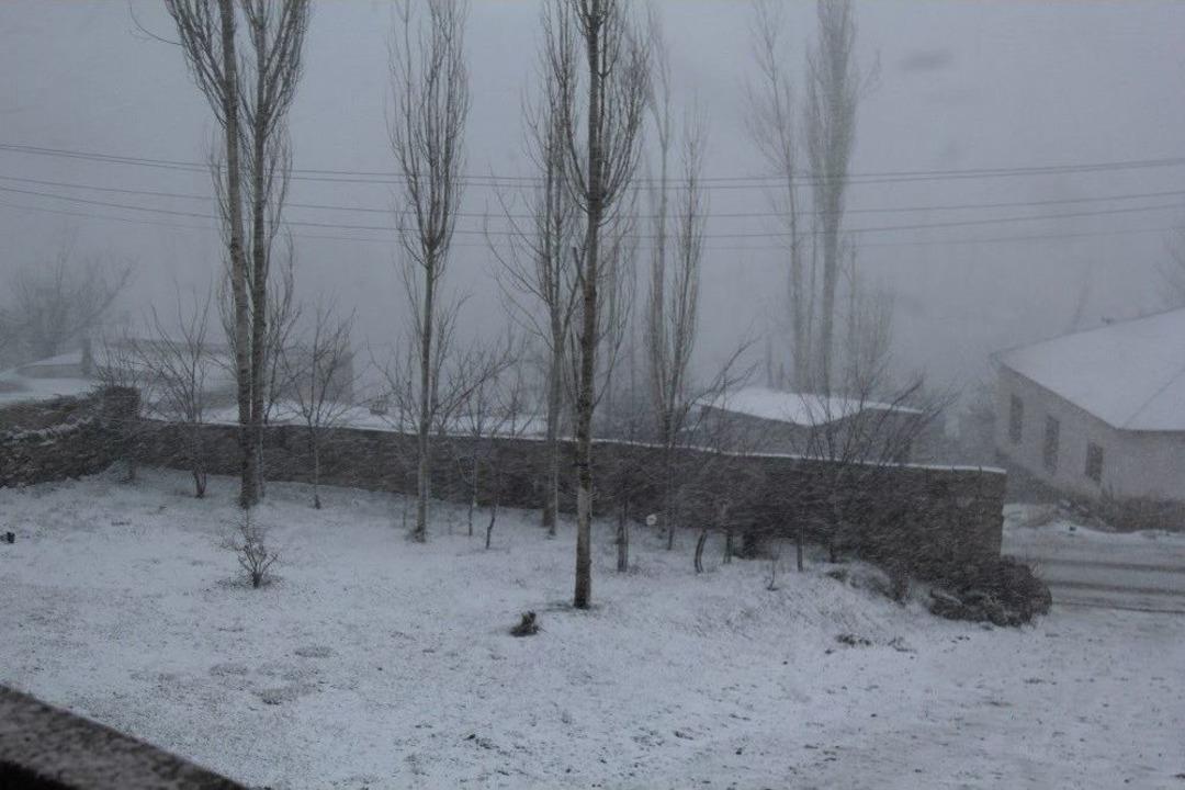 Başkale&rsquo;de Kar Yağışı