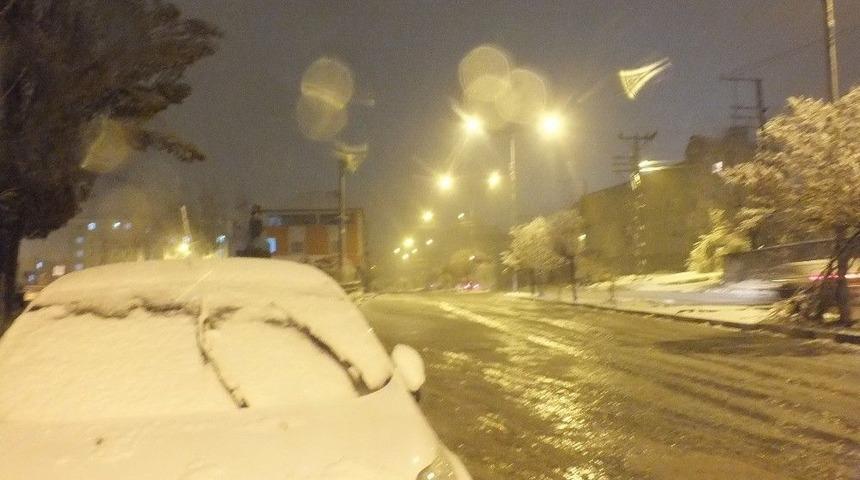 Malazgirt&rsquo;te Kar Yağışı