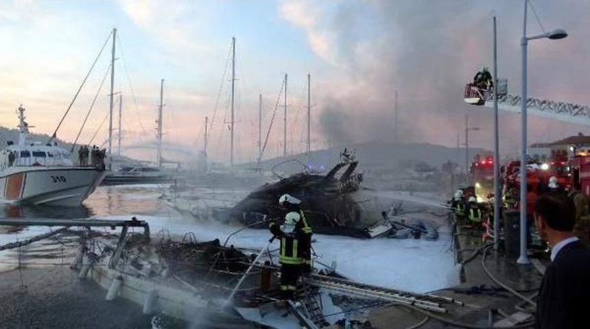 Yat Limanında Alevli Gece: 3 Yat Yandı, 1 &Ouml;l&uuml;, 1 Yaralı
