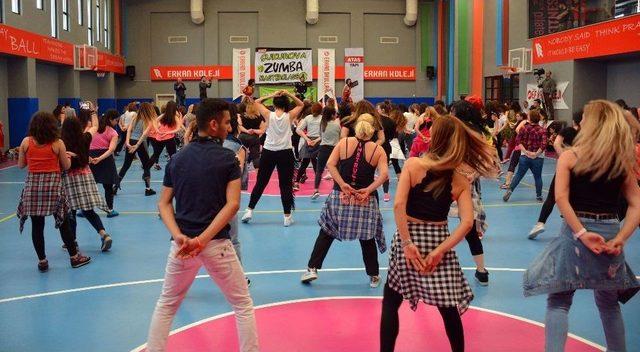 Adanalılar “zumba” İle Coştu