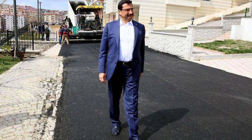 Ke&ccedil;i&ouml;ren&rsquo;de Asfalt &Ccedil;alışmalarına Hız Verildi