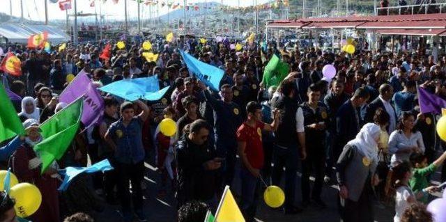 Hdp'nin Bodrum Mitinginde Gerginlik