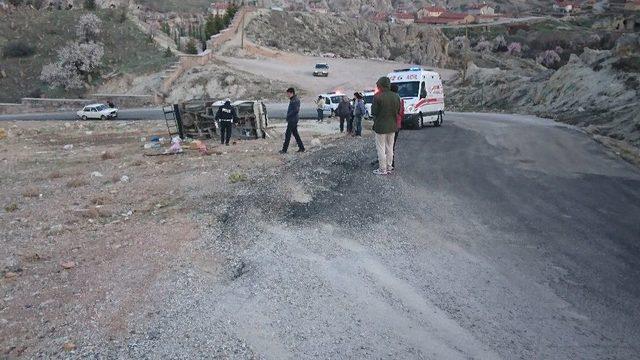 Konya’da Freni Patlayan Kamyonet Takla Attı: 3 Yaralı