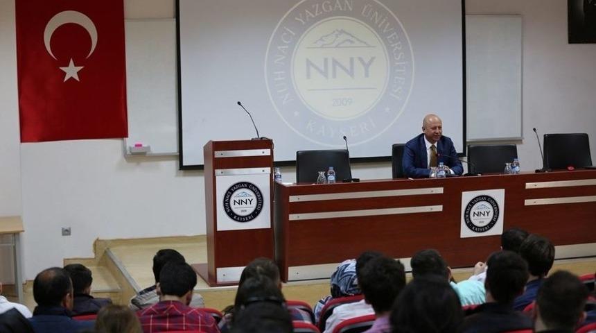 Başkan &Ccedil;olakbayrakdar, M&uuml;hendis Adaylarına Başarının Sırlarını Anlattı