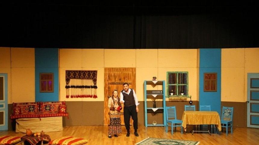 "k&uuml;rek" Adlı Tiyatro Oyunu Kartal&rsquo;da Sahnelendi