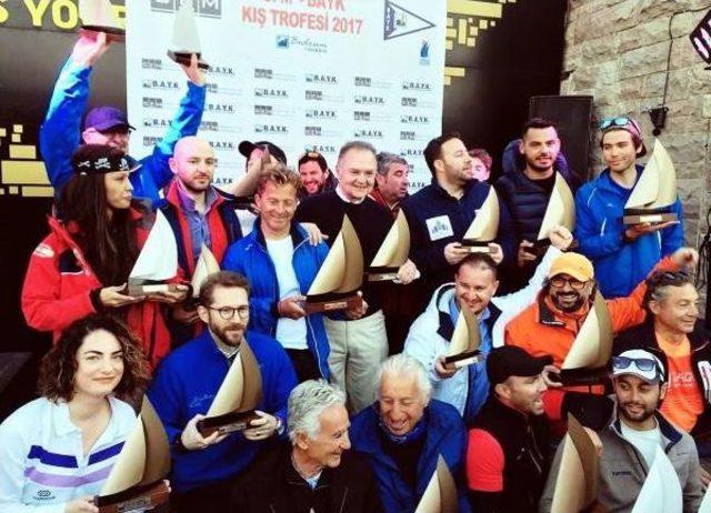 Bodrum'da Yelkenciler Ödüllerini Aldı