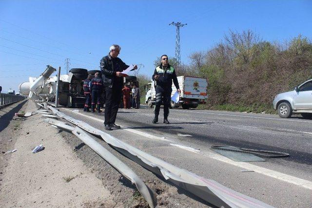 Tekirdağ’da Beton Mikseri Devrildi: 1 Yaralı