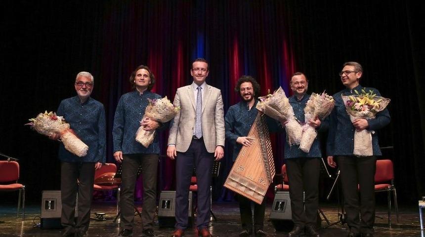 İstanbul Solistleri&rsquo;nden K&uuml;&ccedil;&uuml;k&ccedil;ekmece&rsquo;de Unutulmaz Konser