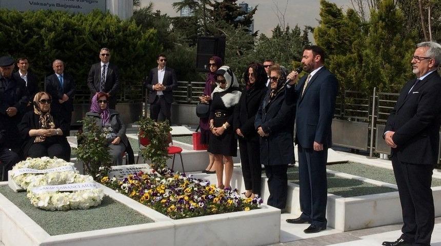 Sakıp Sabancı, Vefatının 13&rsquo;&uuml;nc&uuml; Yılında Mezarı Başında Anıldı