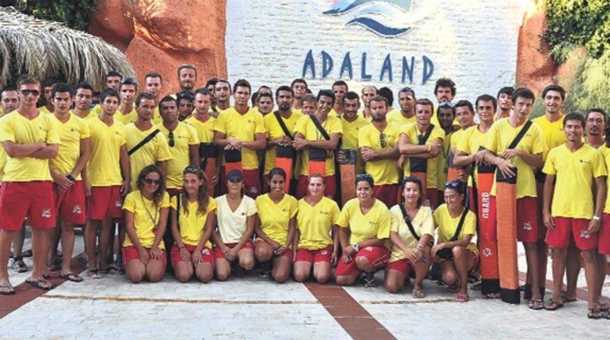 Adaland&rsquo;da Sırılsıklam Eğlence