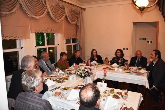 Başkan Eşkinat Yunan Heyeti İle Bir Araya Geldi 1