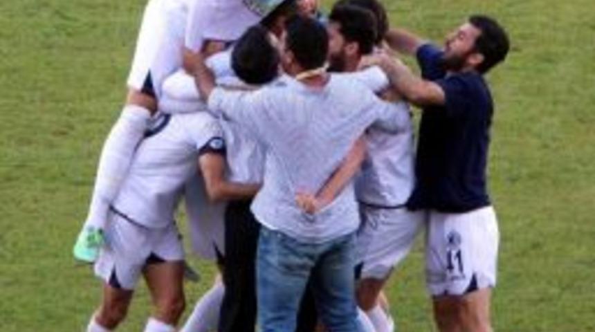 Fethiyespor'da Bayram Var