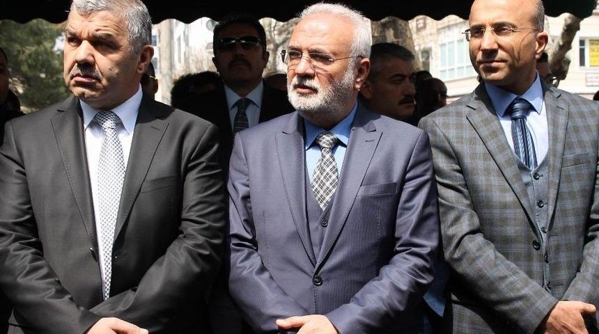 Tv1 Genel Yayın Y&ouml;netmeni Doğan Havur&rsquo;un Annesi Son Yolcululuğuna Uğurlandı