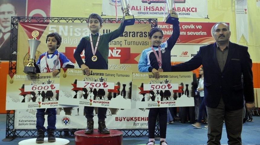 5 Nisan Madalya G&uuml;n&uuml; 8. Uluslararası Santra&ccedil; Turnuvasında &Ouml;d&uuml;ller Dağıtıldı