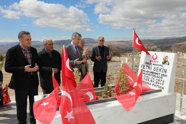 Kahraman Sekin&rsquo;e Ziyaret&ccedil;i Akını 1