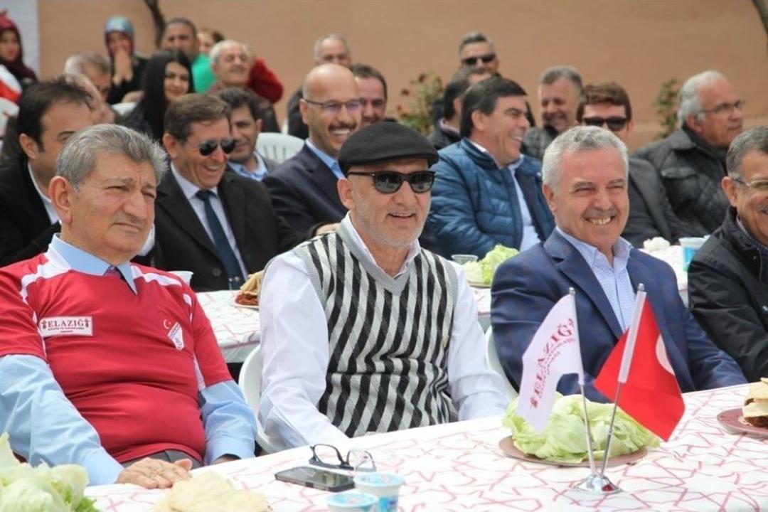 Başkan Altınok &Ouml;z, Şehit Fethi Sekin Futbol Turnuvasına Katıldı