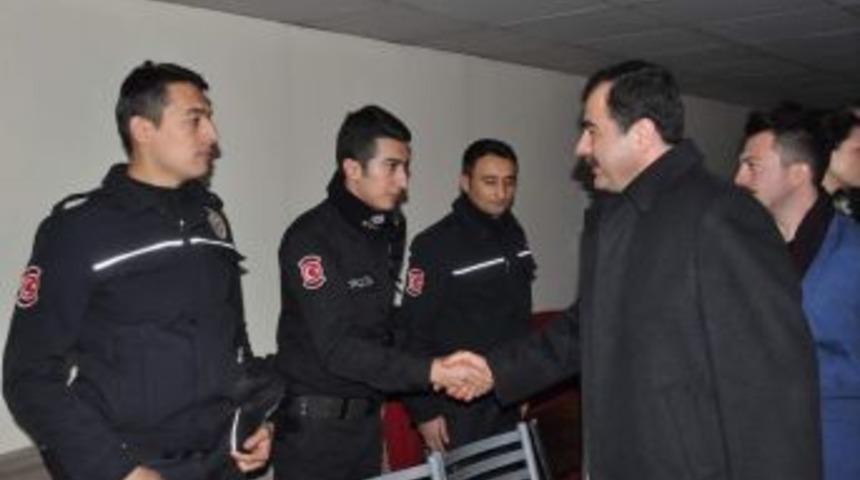 Ak Parti&rsquo;li Mehmet Erdem Polis Haftasını Kutladı