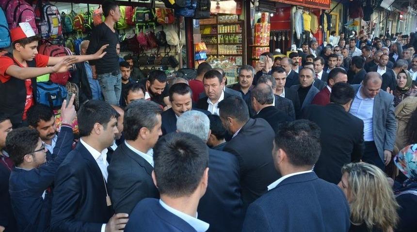 Bakan Faruk &Ccedil;elik, Rışvan Aşiretinin Mitingine Katıldı