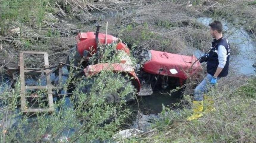 Kullandığı Trakt&ouml;r&uuml;n Altında Can Verdi