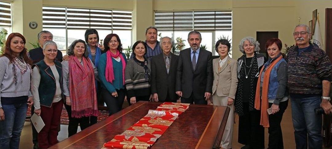 Ar&uuml;&rsquo;de Uluslararası Resim &Ccedil;alıştayı Ve Sergisi