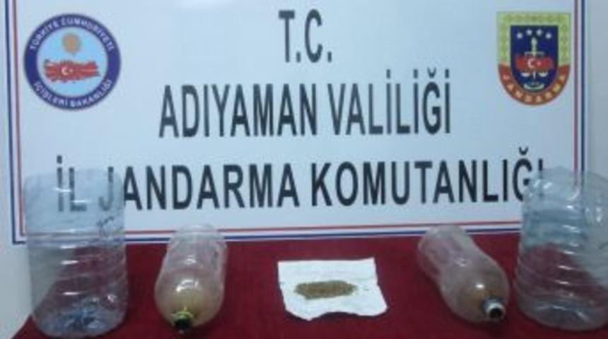 Uyuşturucu Kullanan Kişiler Jandarma Tarafından Yakalandı