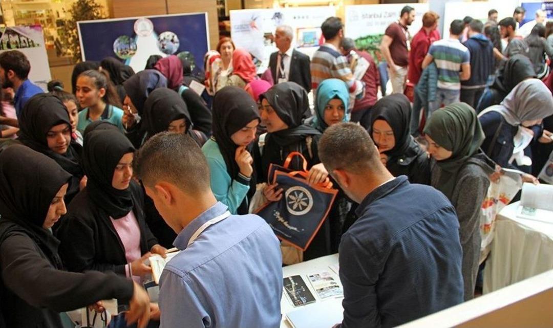 Şanlıurfa Kariyer G&uuml;nlerinde Ar&uuml;&rsquo;ye B&uuml;y&uuml;k İlgi