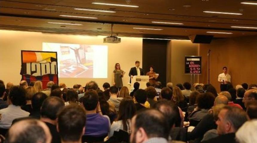 Burhan Doğan&ccedil;ay&rsquo;In Eserine 750 Bin Lira